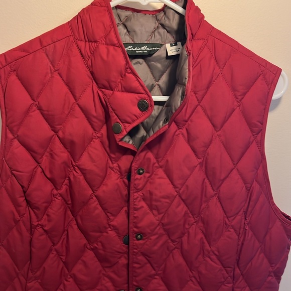 Eddie Bauer Quilted vest - Picture 7 of 9
